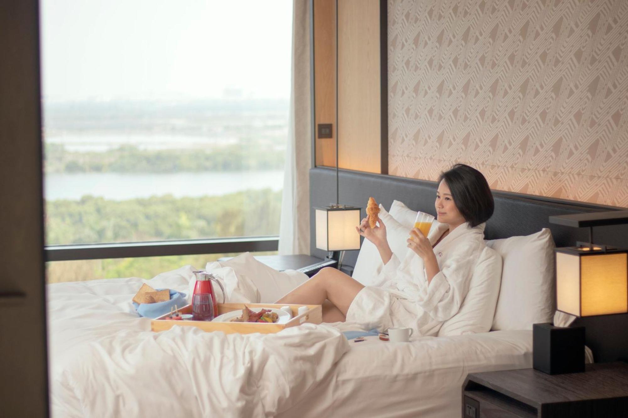 Crowne Plaza Tainan By Ihg Hotel Ngoại thất bức ảnh